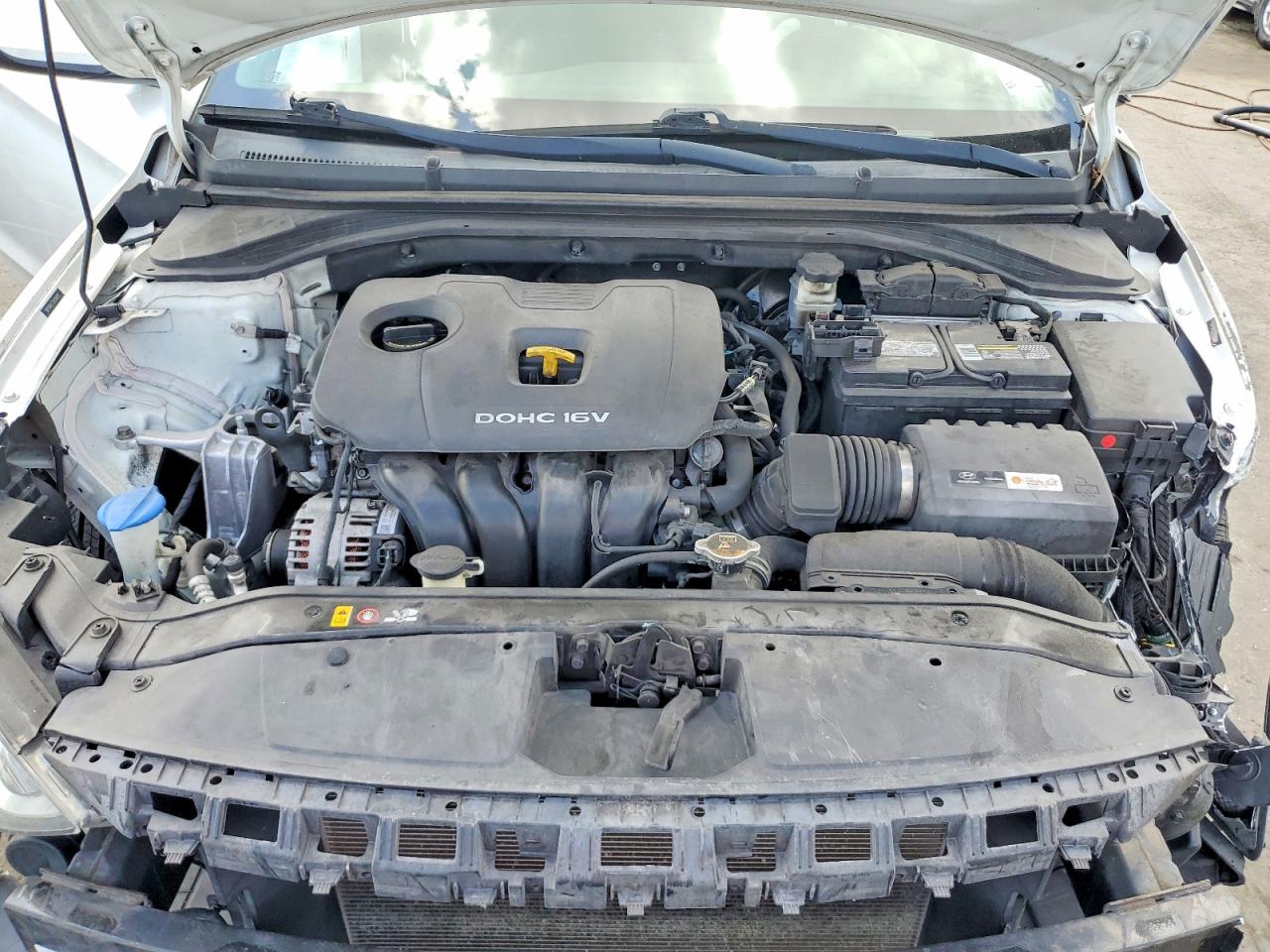 Hyundai ELANTRA Value Edition