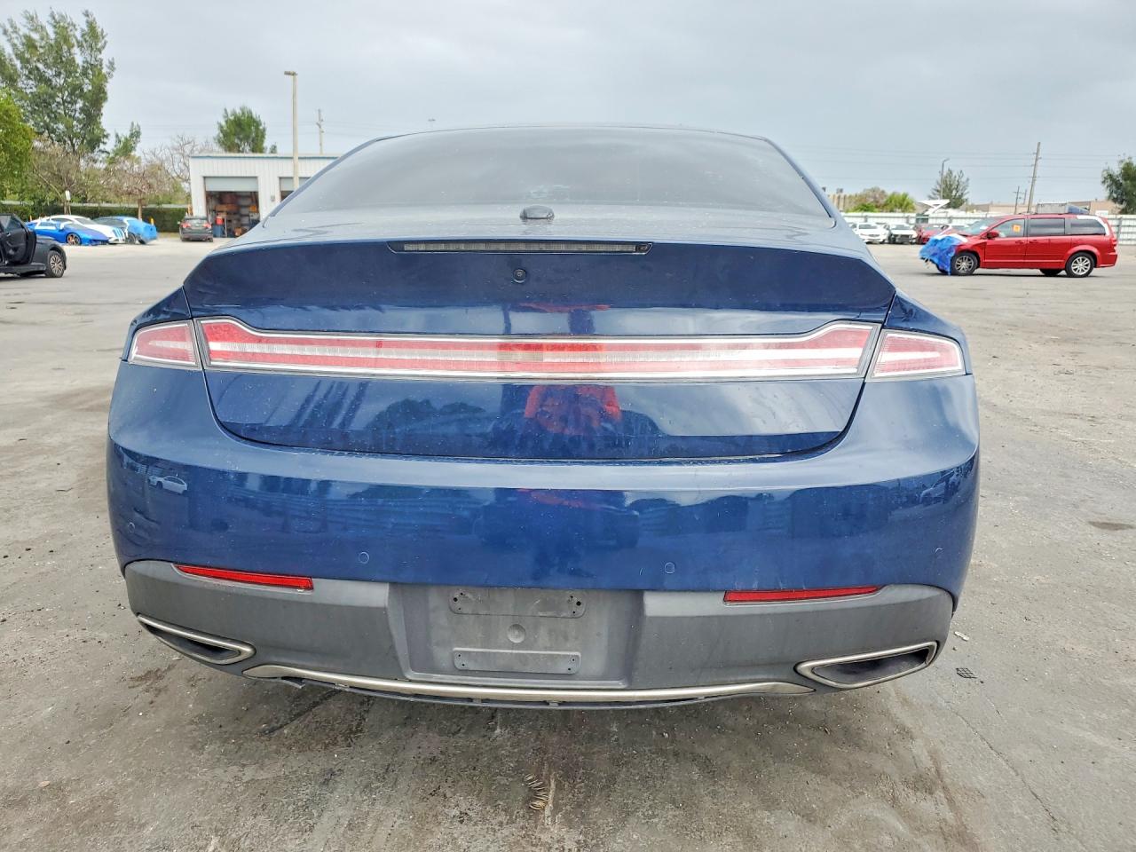 Lincoln MKZ Hybrid Reserve