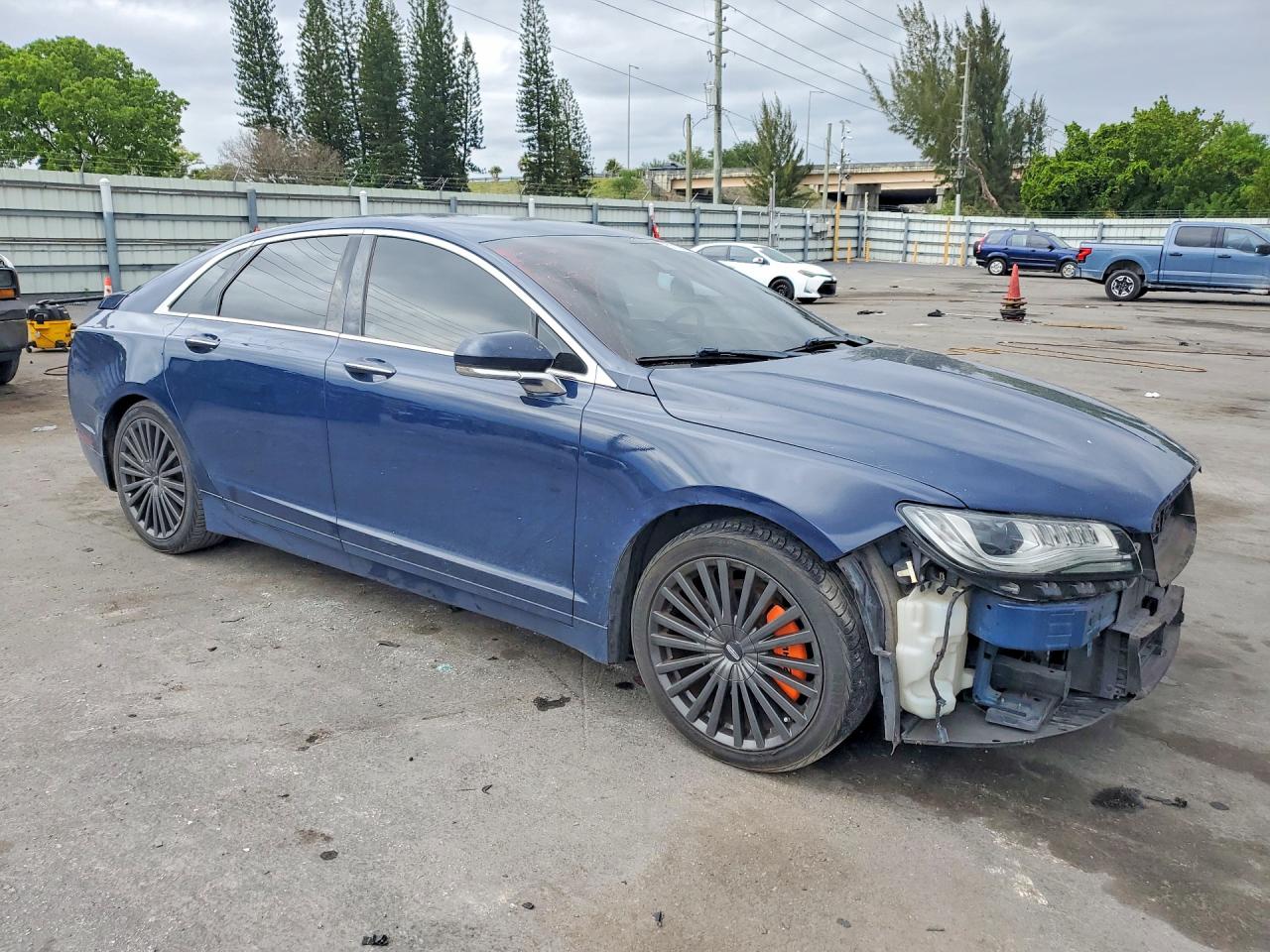 Lincoln MKZ Hybrid Reserve