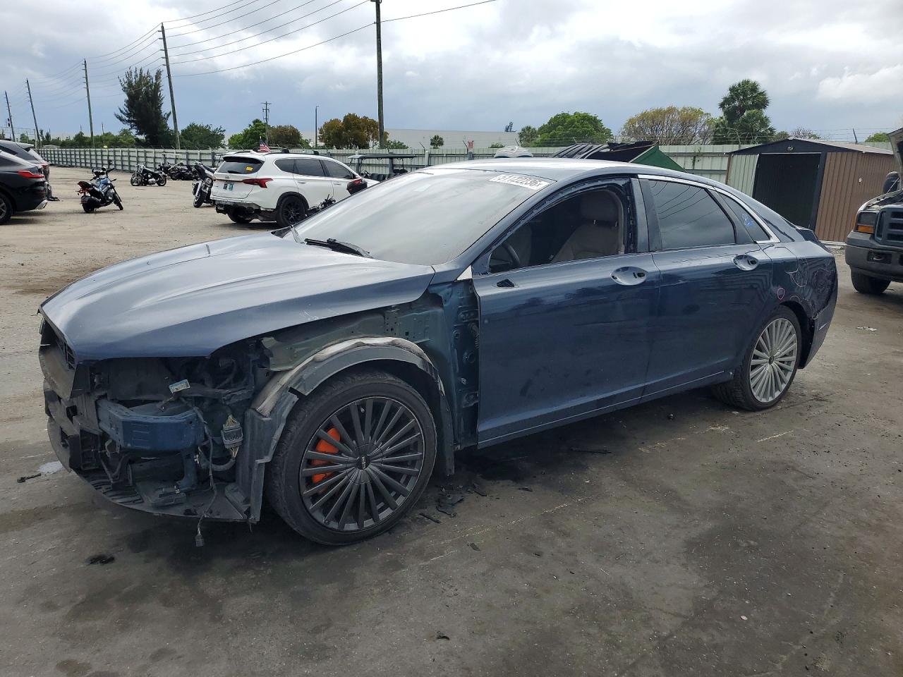 Salvage Lincoln MKZ Image