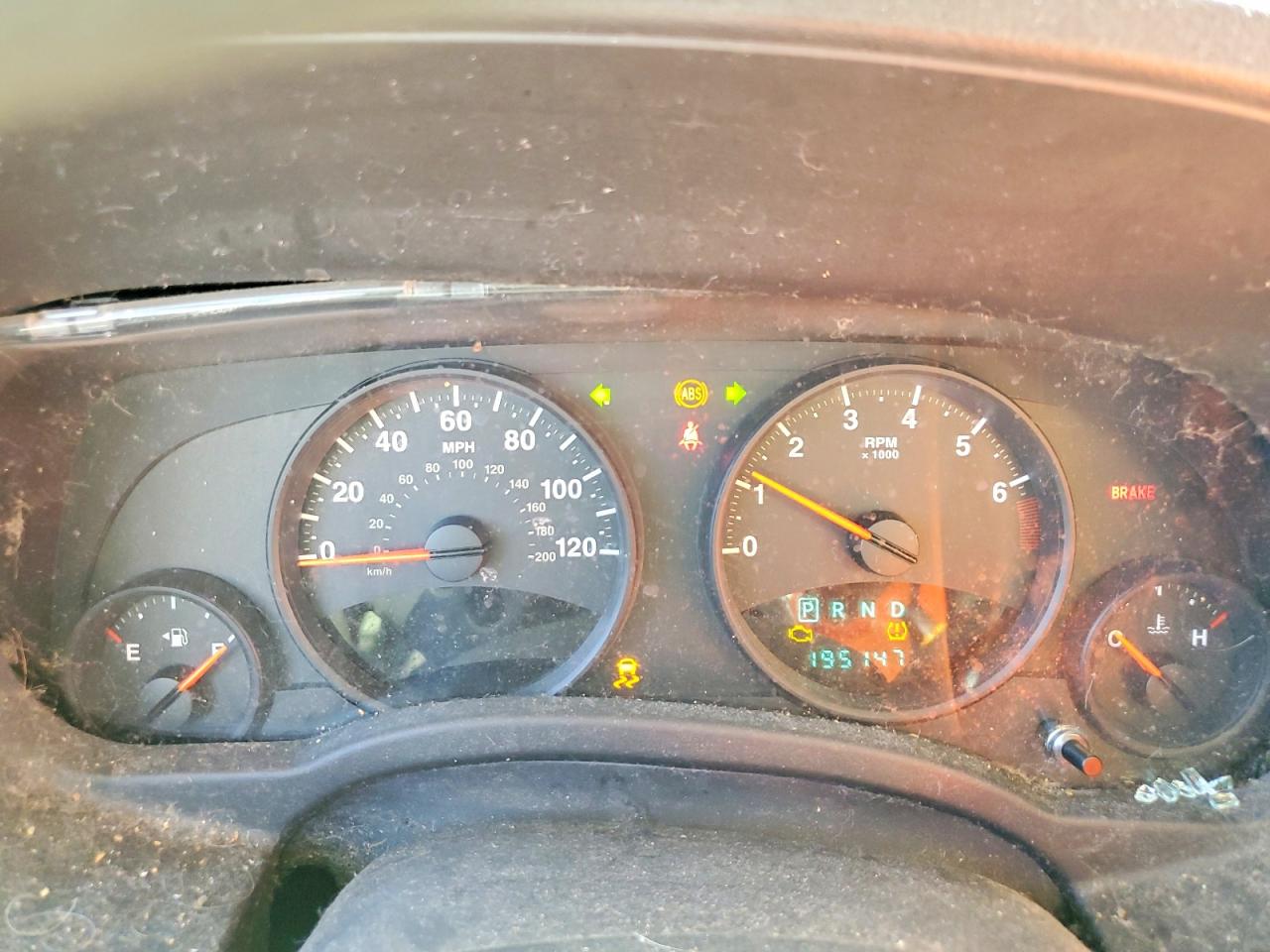 Jeep Cher 4d Se