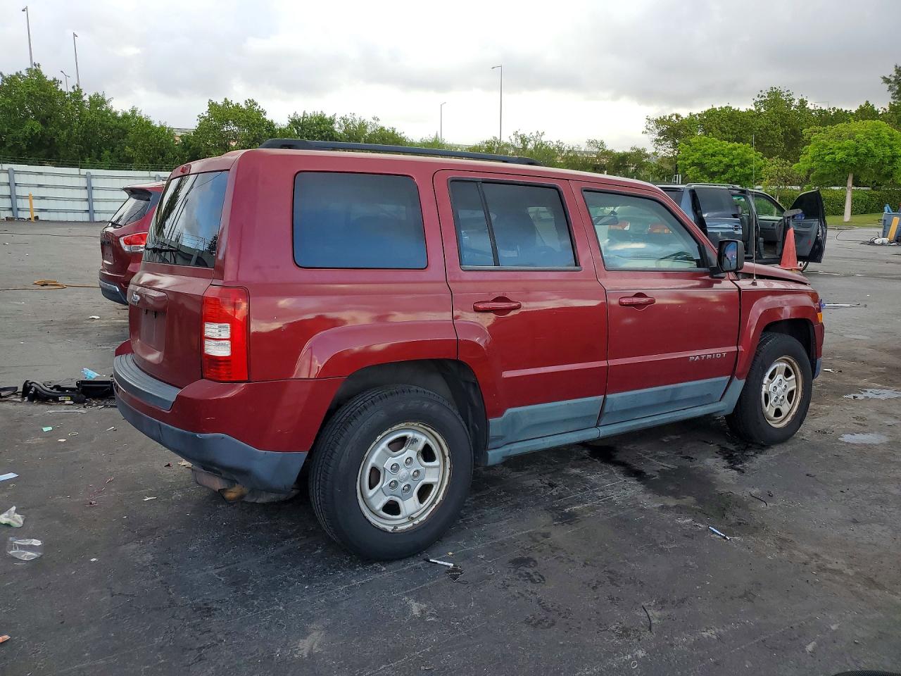 Jeep Cher 4d Se