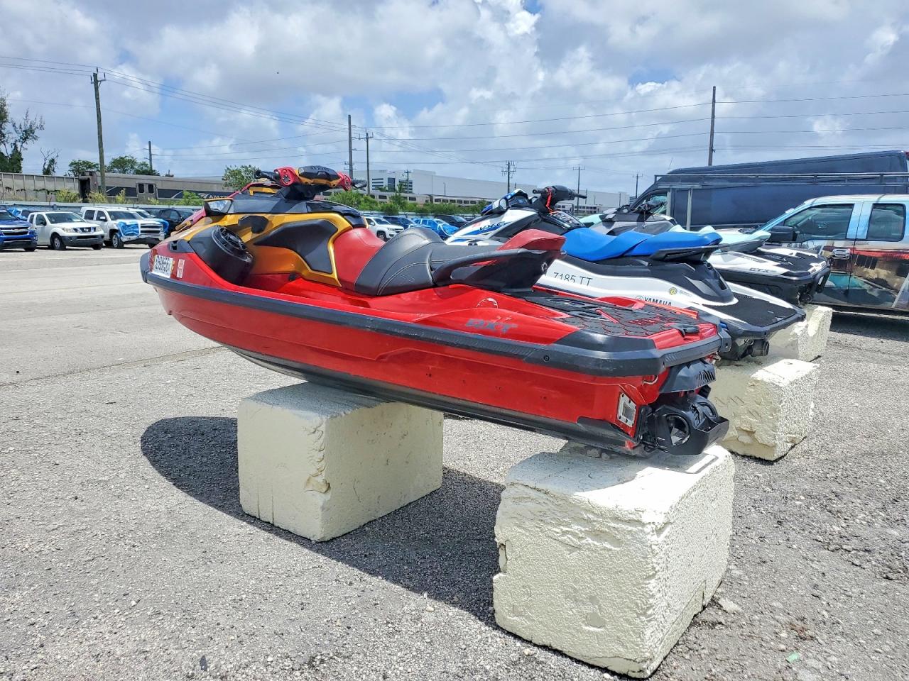Sea-Doo Rxt x