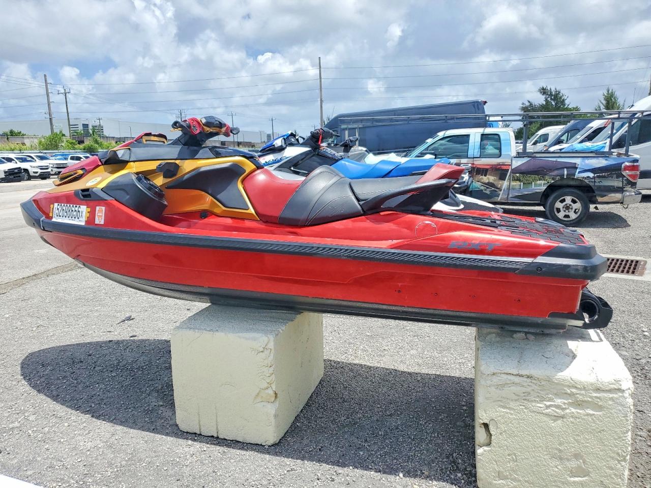 Sea-Doo Rxt x