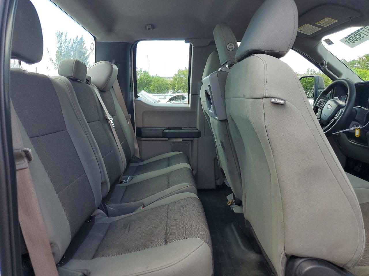 Ford F-150 Super Cab