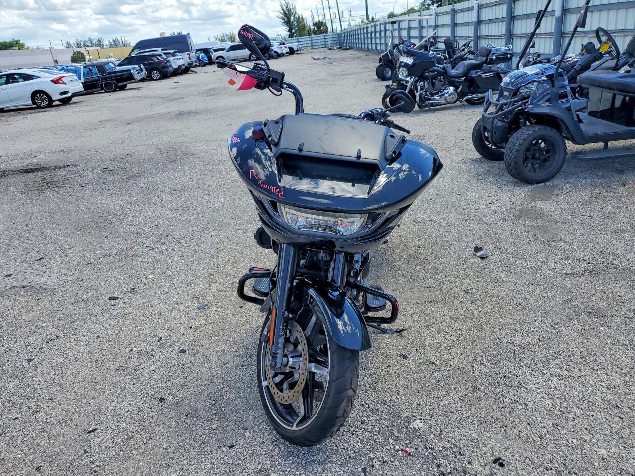 Harley-Davidson Fl