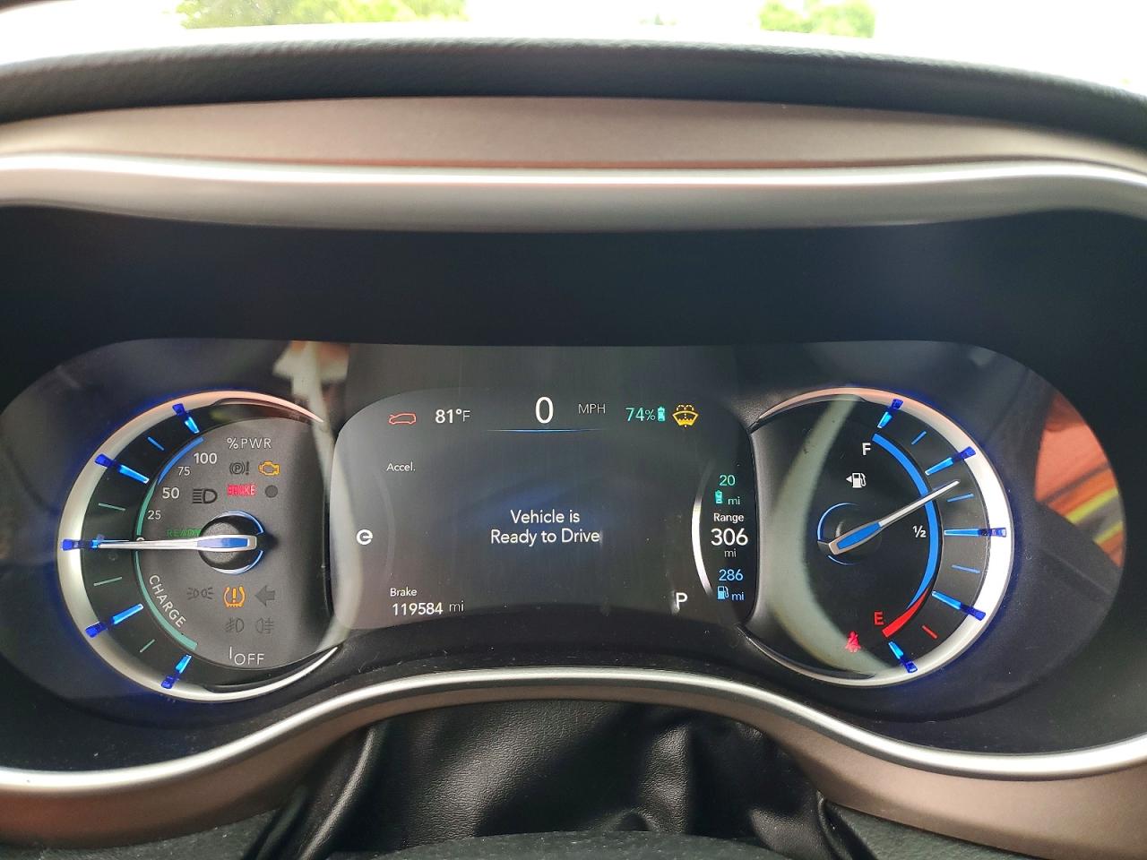 Chrysler Pacifica Hybrid Touring L