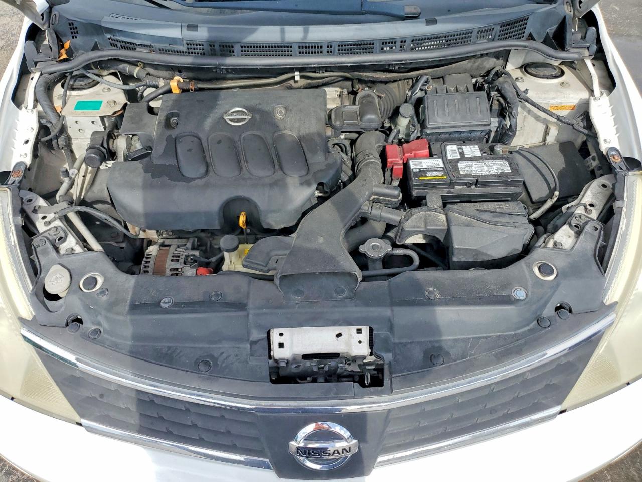 Nissan Versa 1.8 S