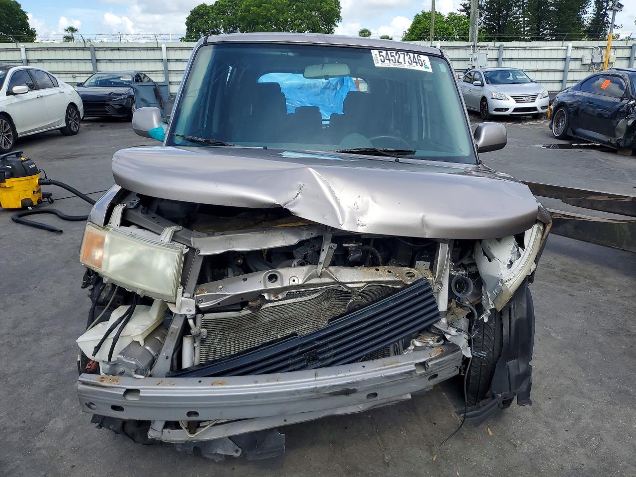 Toyota Scion Xb
