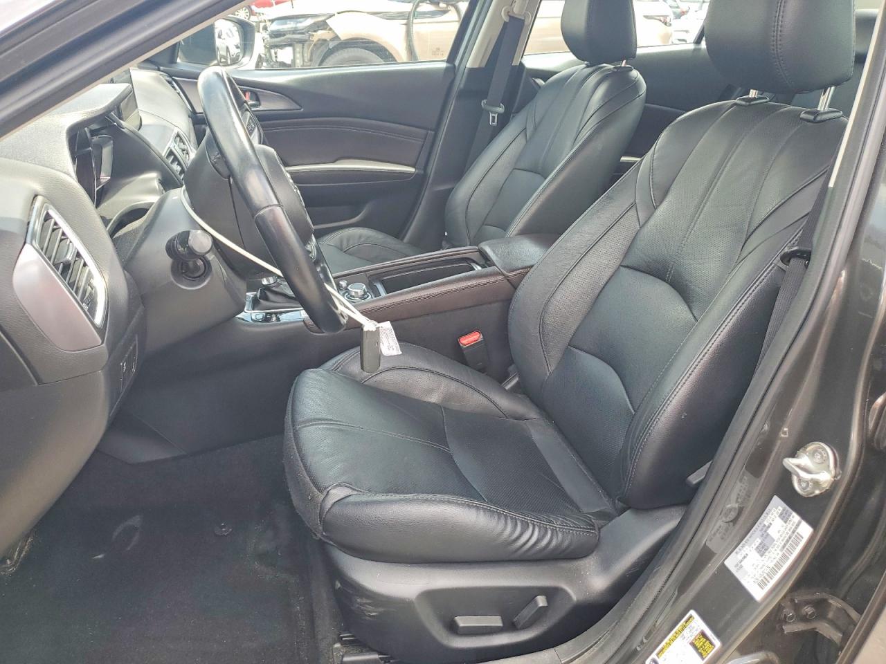 Mazda 3 Grand Touring
