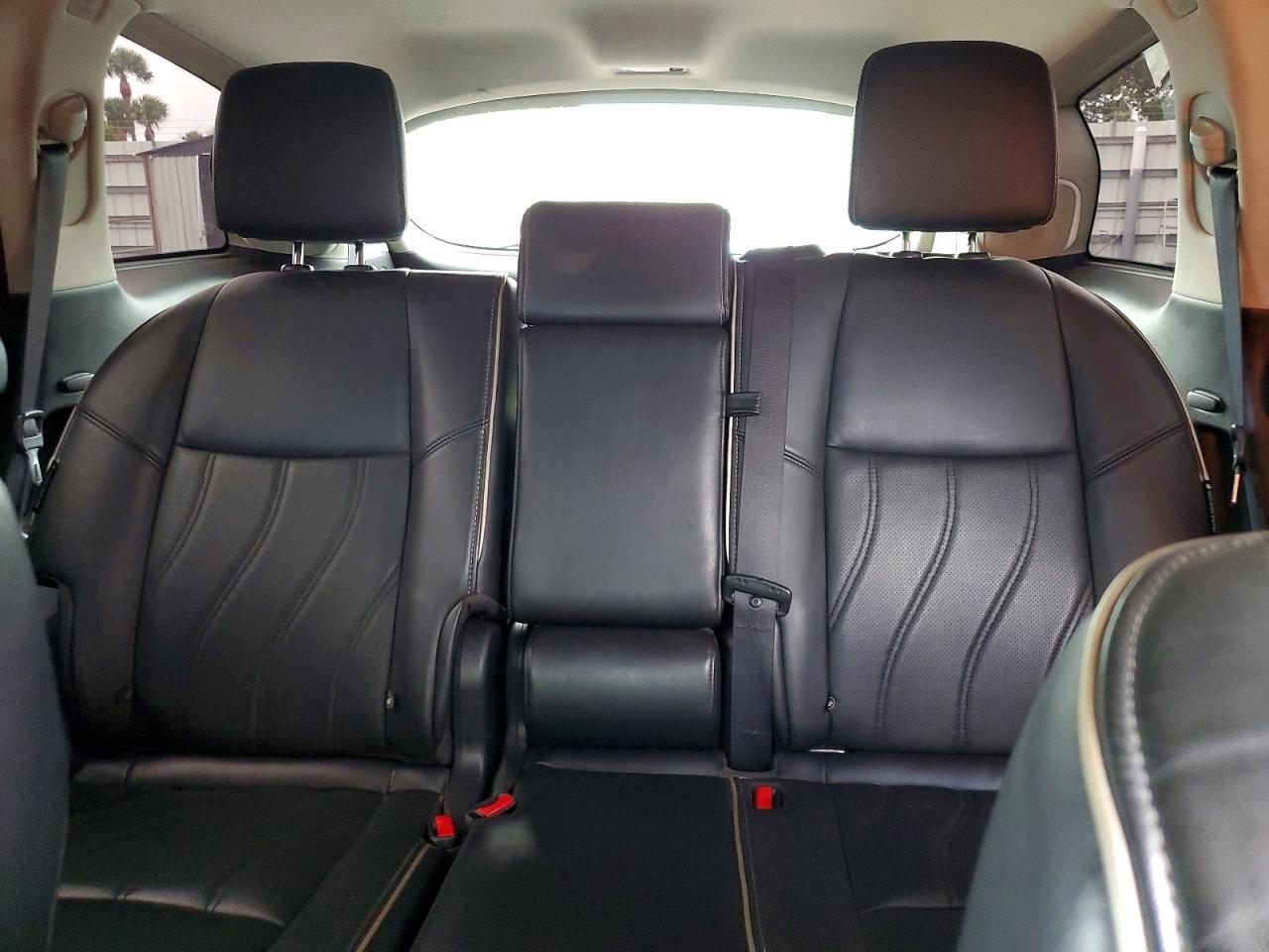 INFINITI Qx Base