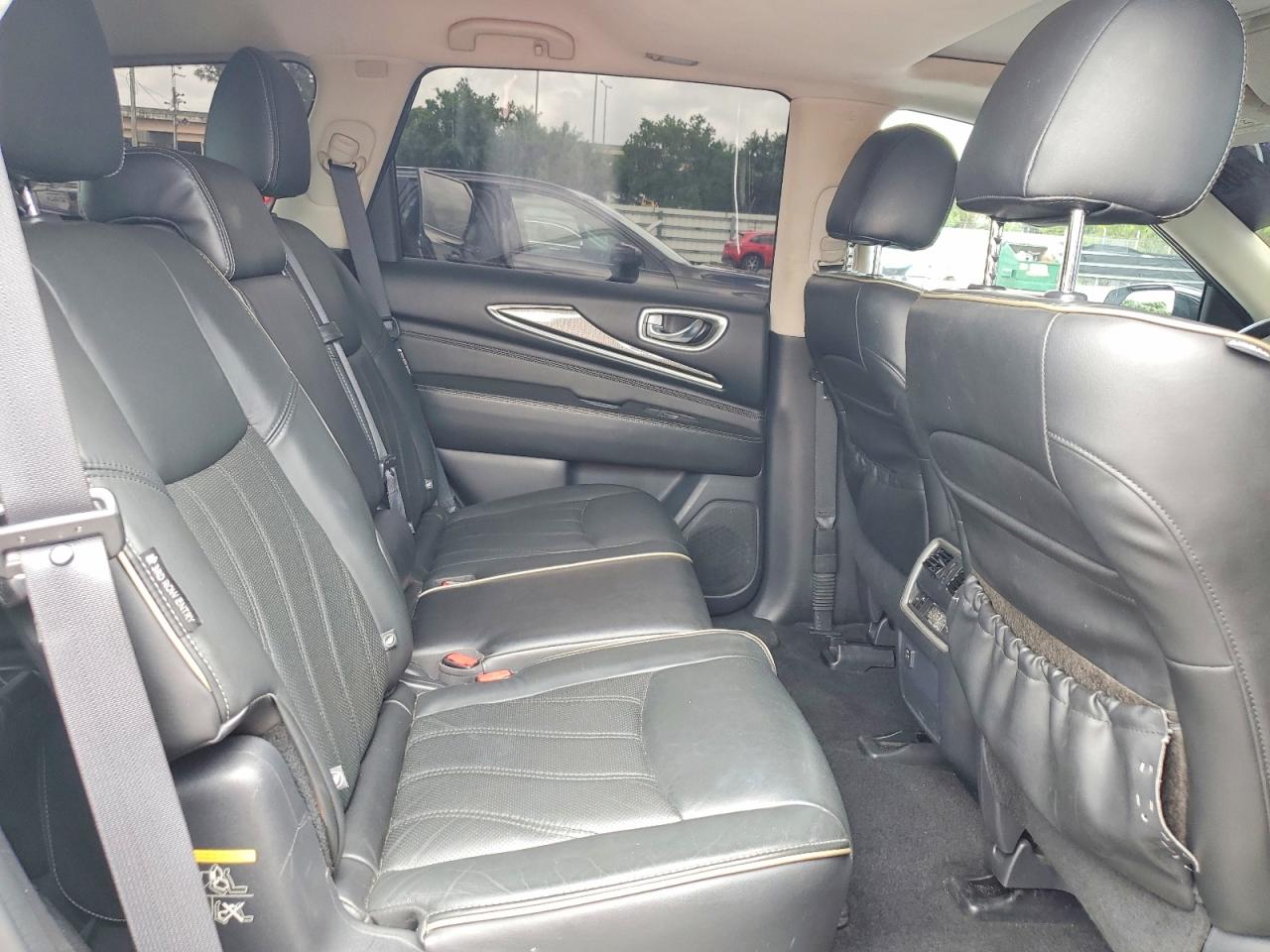 INFINITI Qx Base