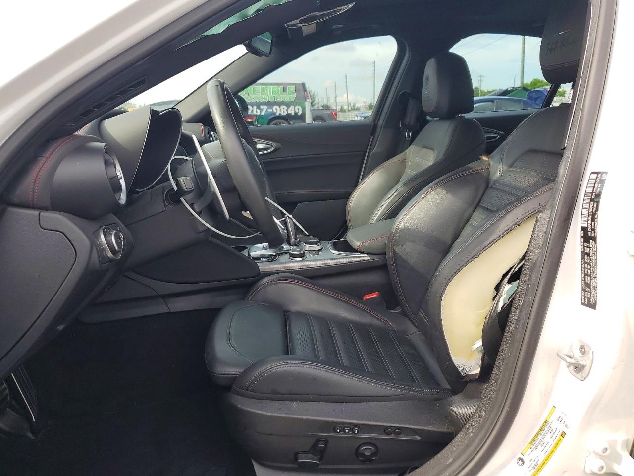 Alfa Romeo Giulia Base