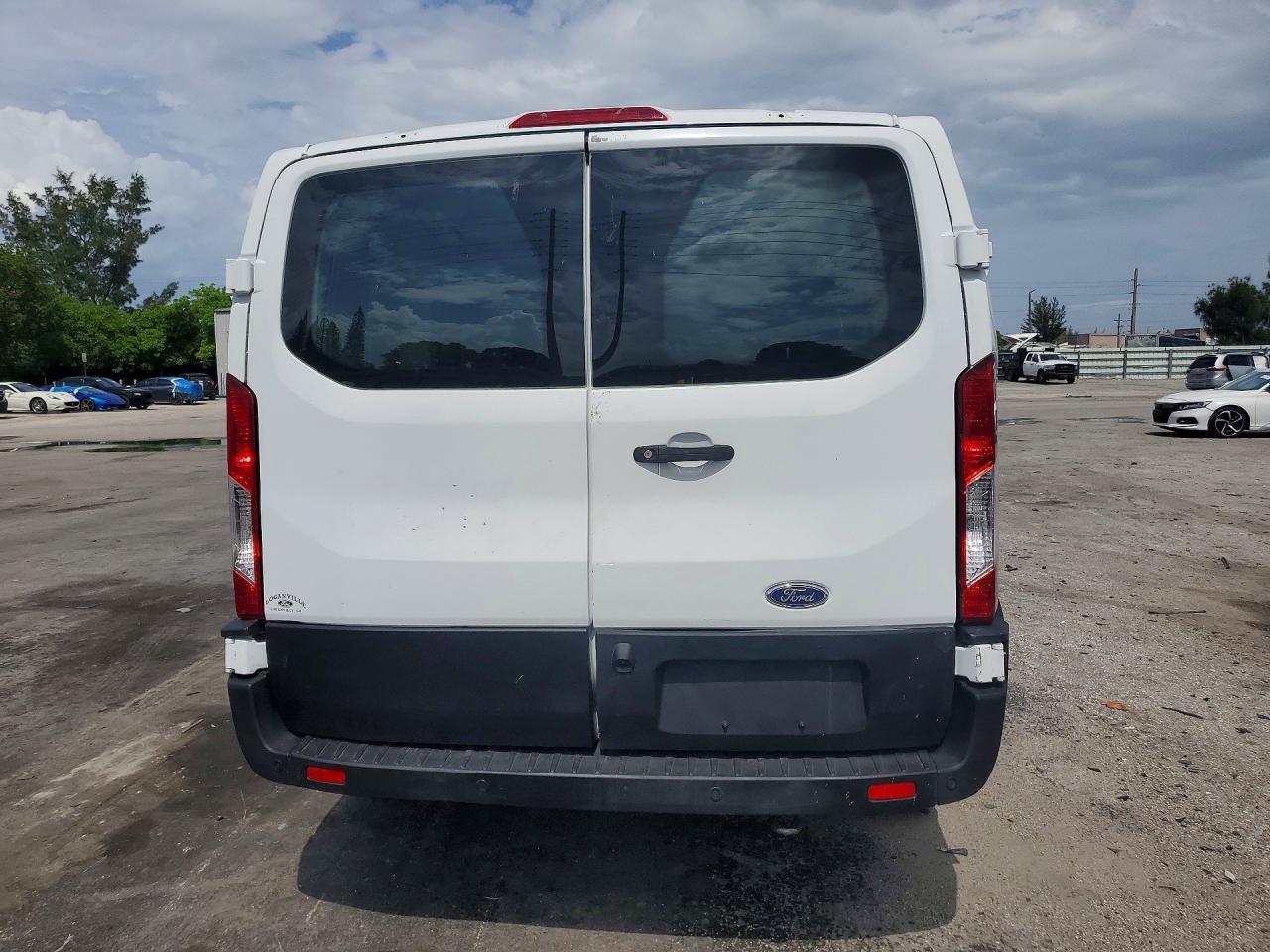 Ford Transit T-150