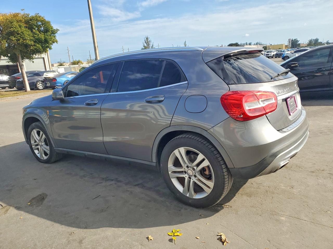 Mercedes-Benz GLA 250