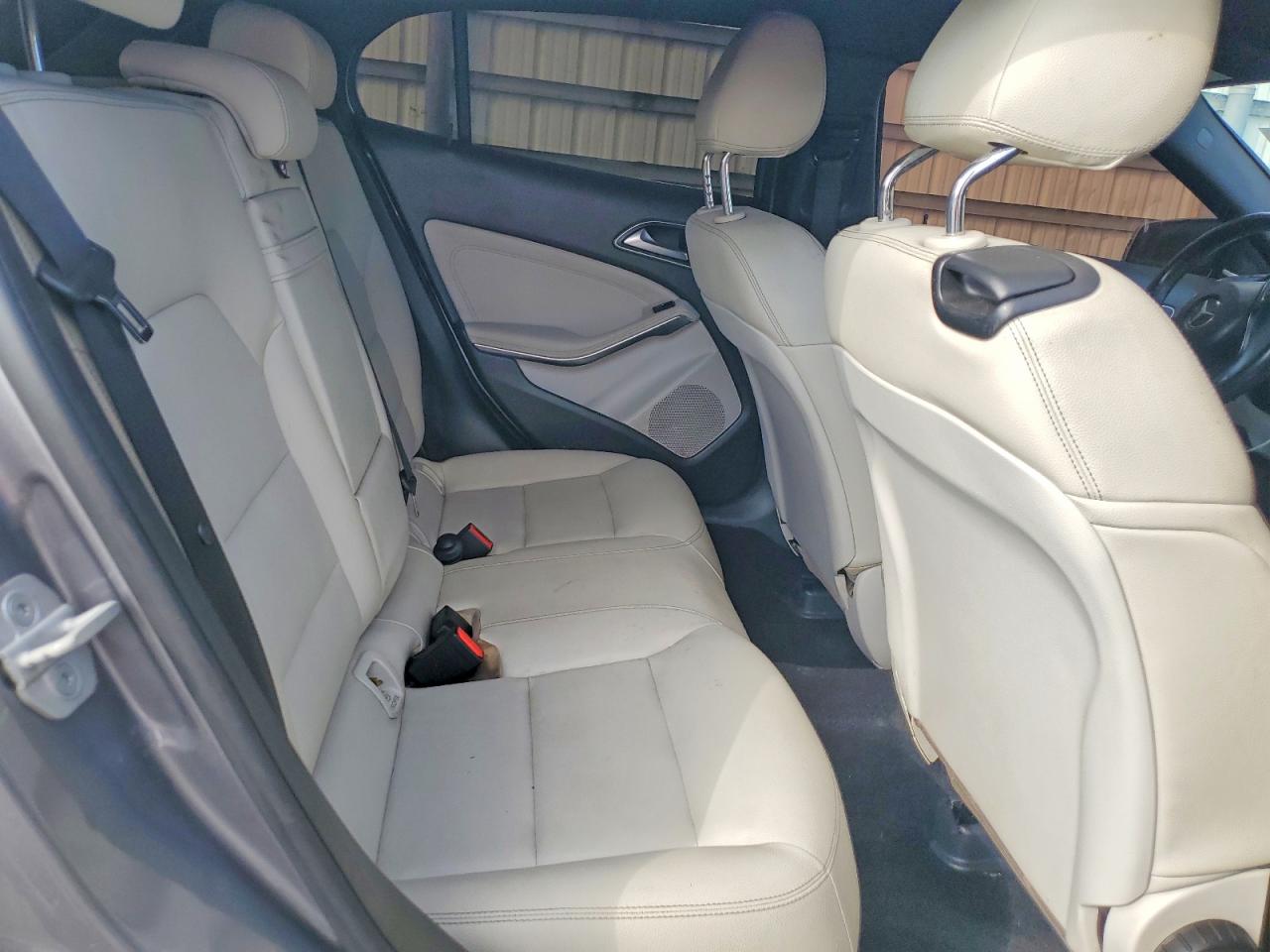 Mercedes-Benz GLA 250