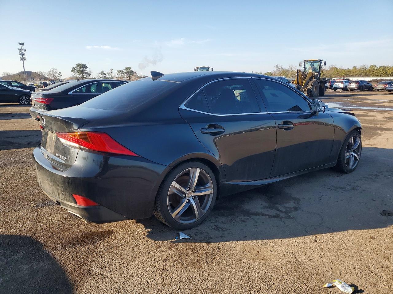 Lexus Is Base