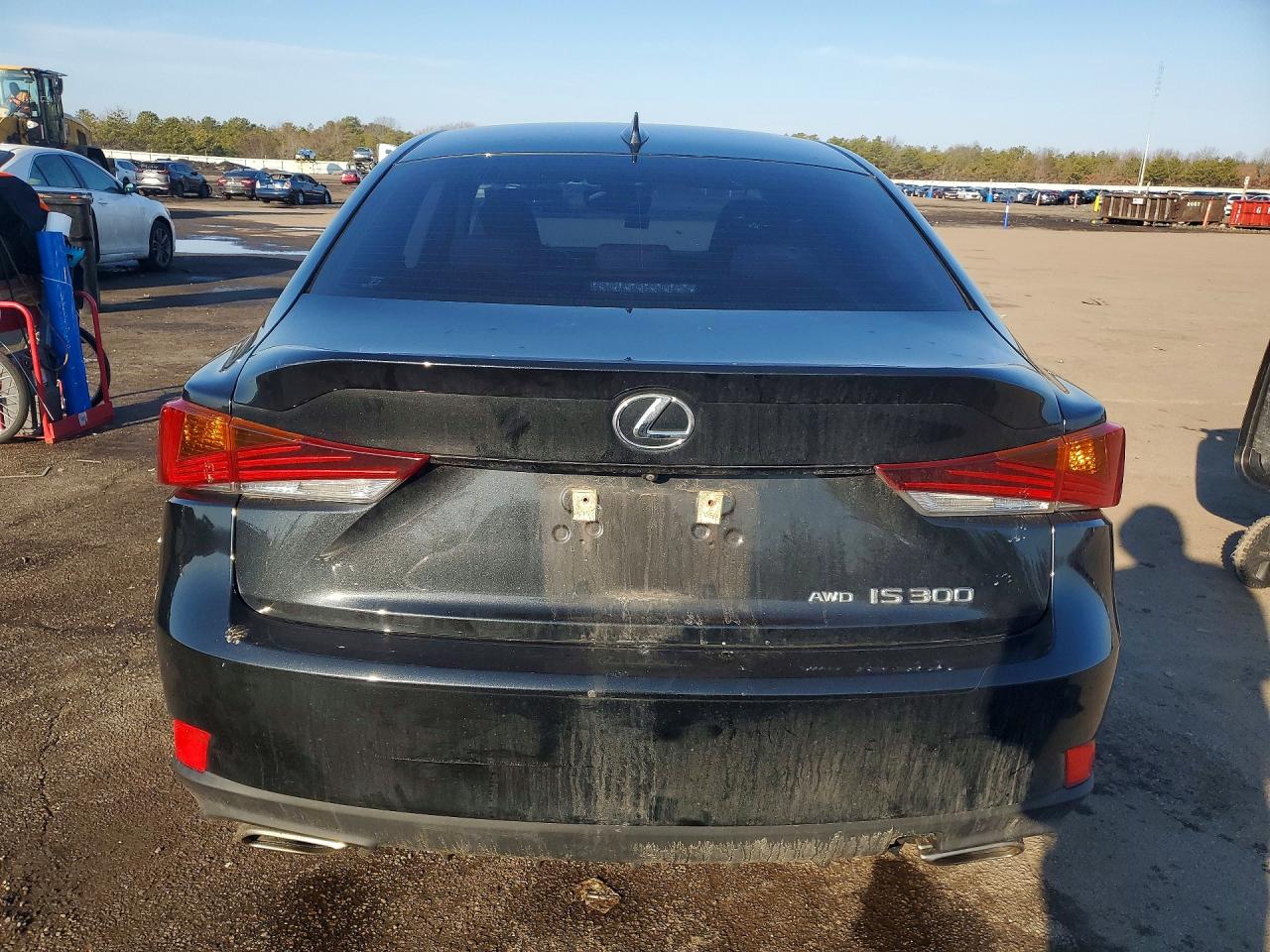 Lexus Is Base