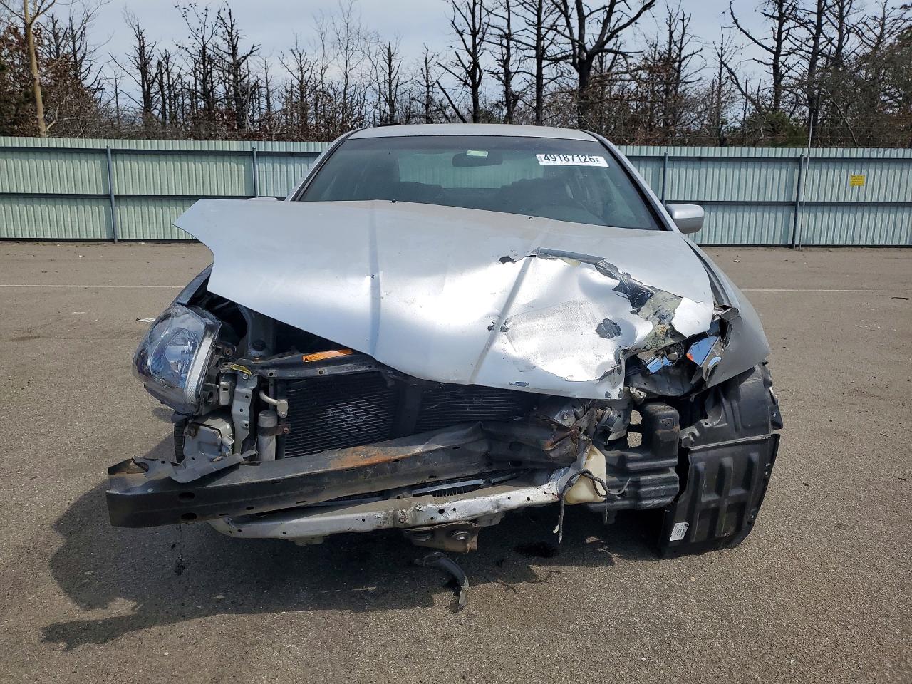 Mitsubishi Galant Es Medium