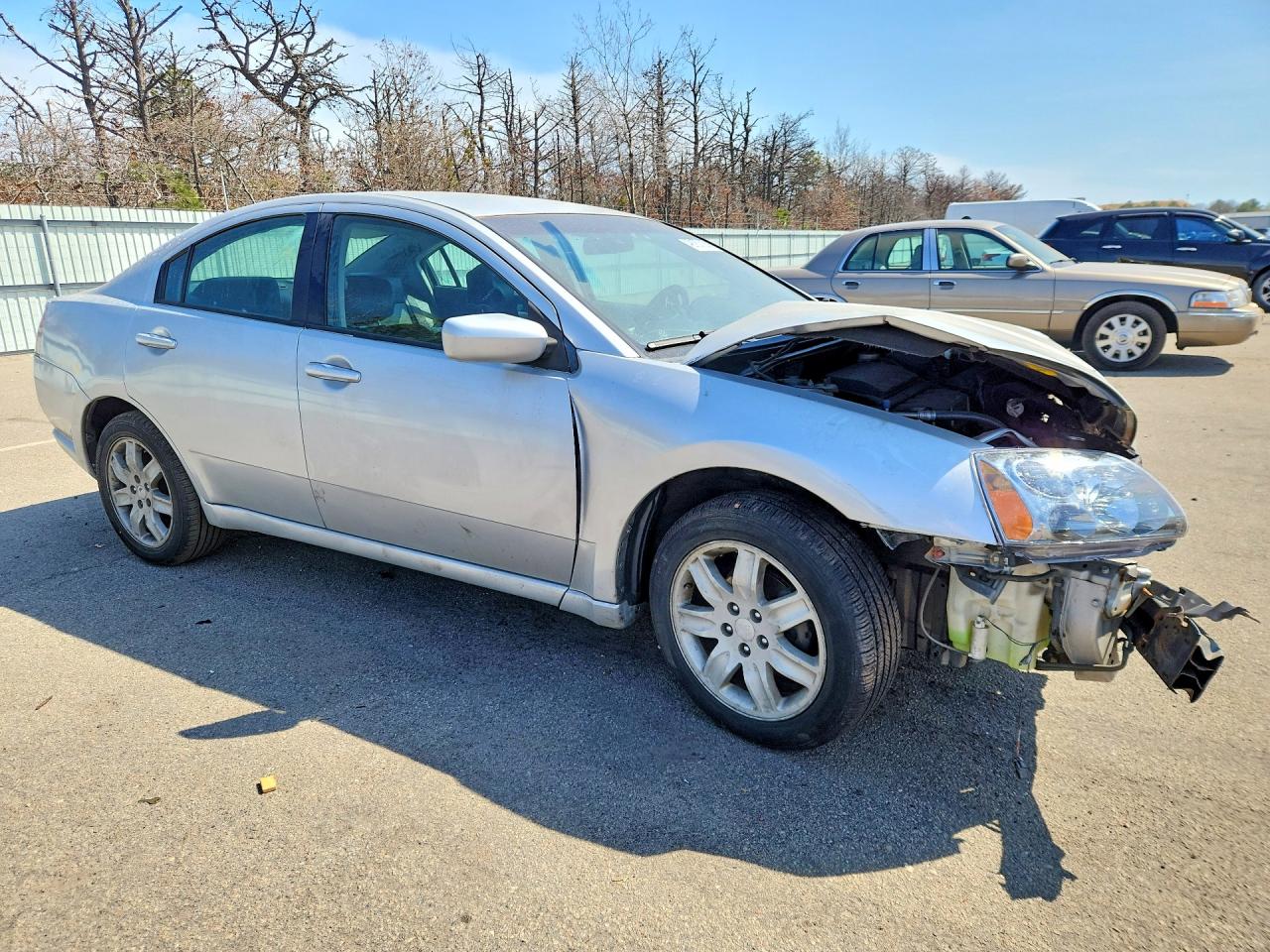 Mitsubishi Galant Es Medium