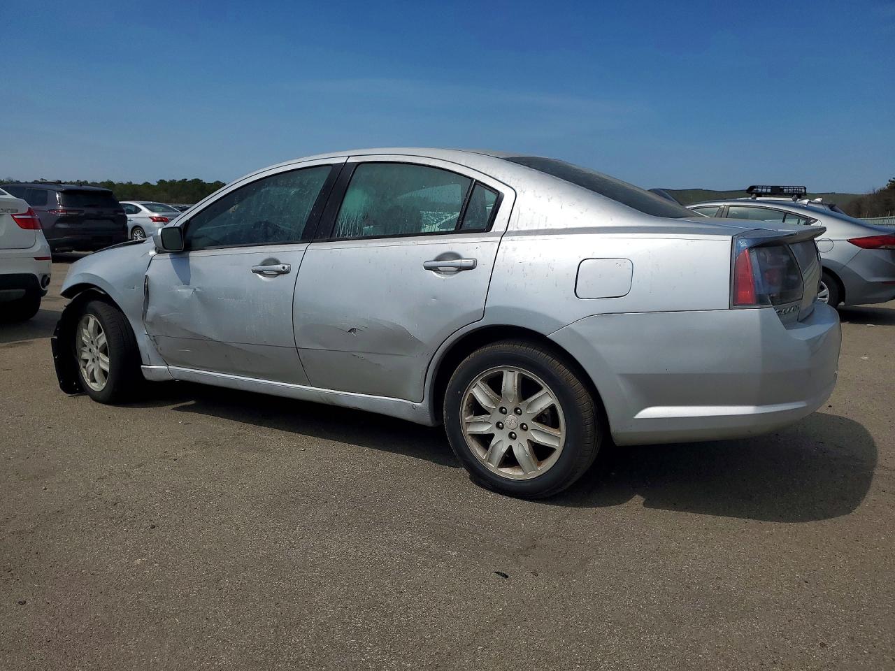 Mitsubishi Galant Es Medium
