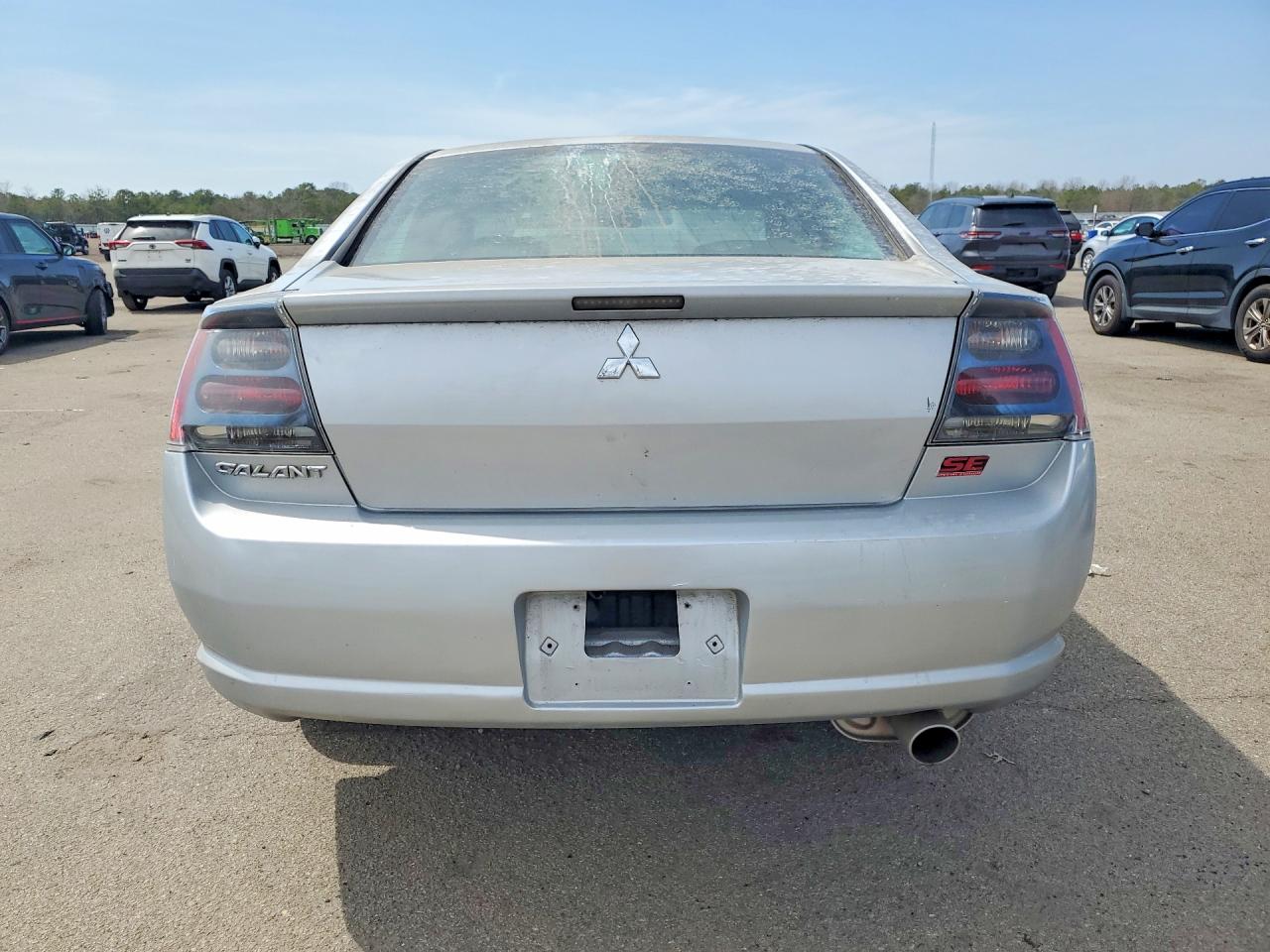 Mitsubishi Galant Es Medium