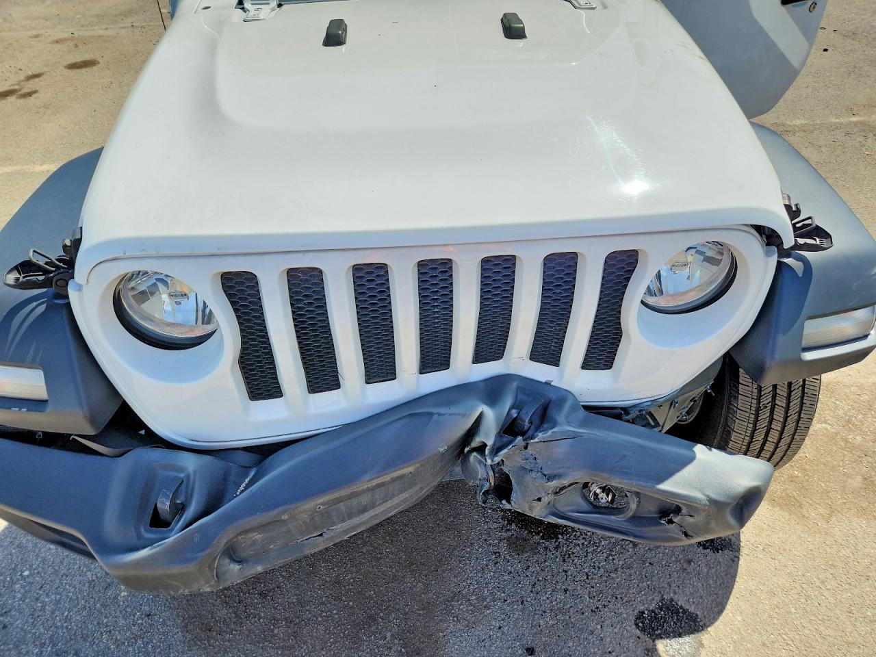 Jeep Wrangler Sport