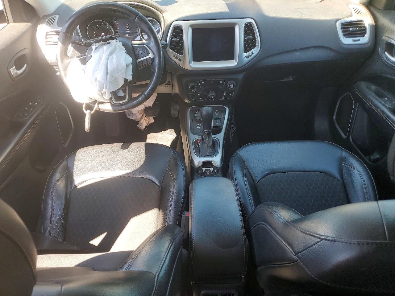 Jeep Compass Latitude