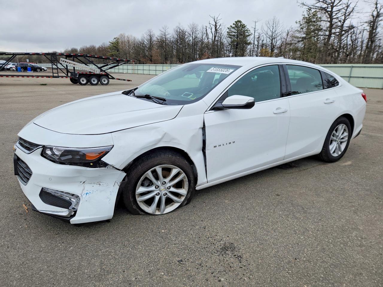 Salvage Chevrolet Malibu Image