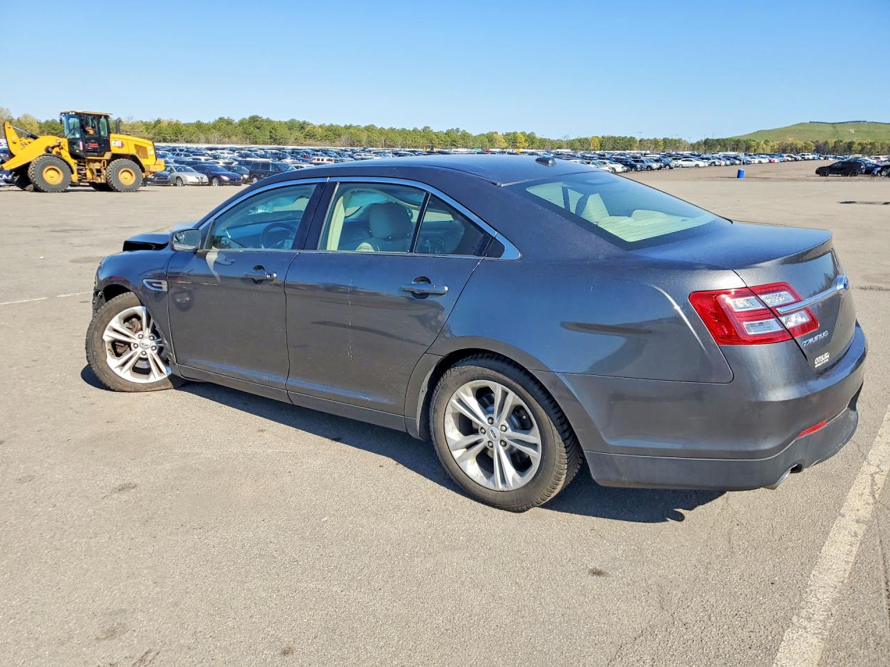 Ford Taurus Se