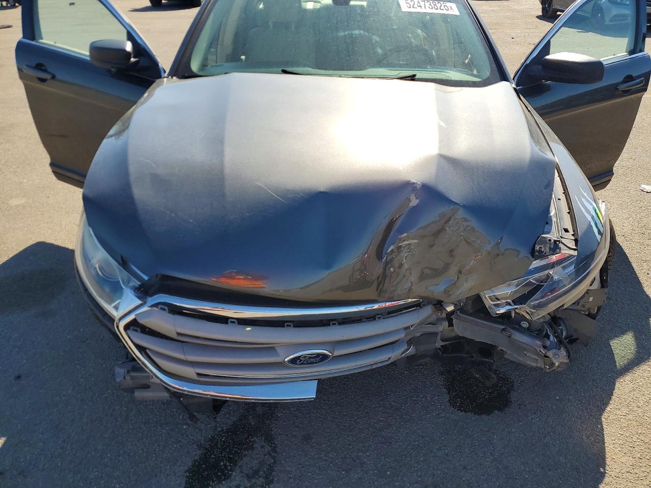 Ford Taurus Se