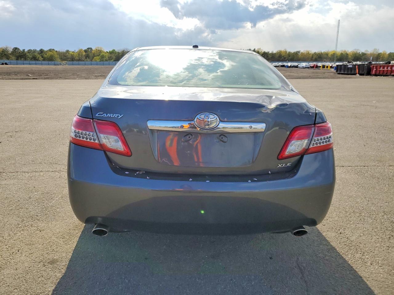 Toyota Camry Xle V6
