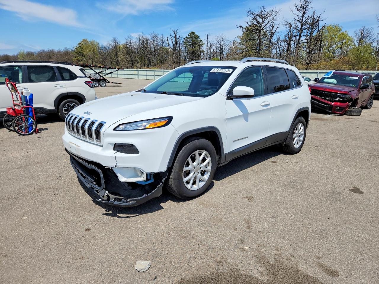 Salvage Jeep Cherokee Image