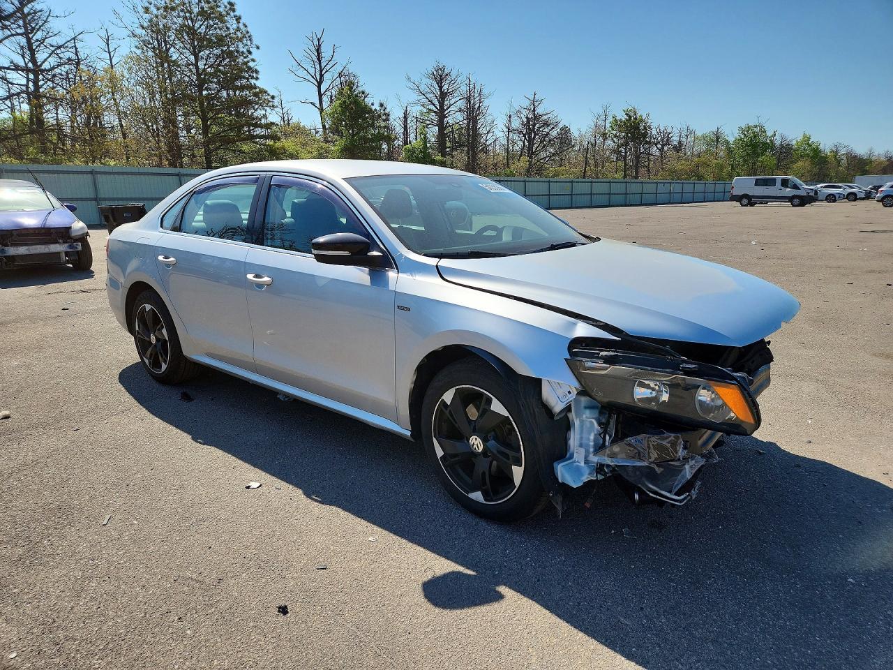 Volkswagen Passat S