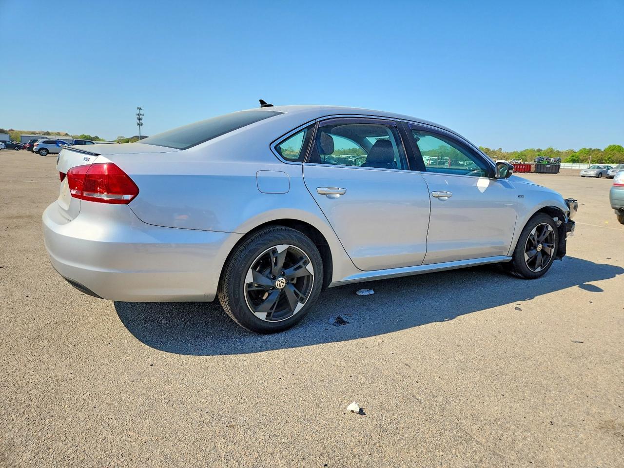Volkswagen Passat S