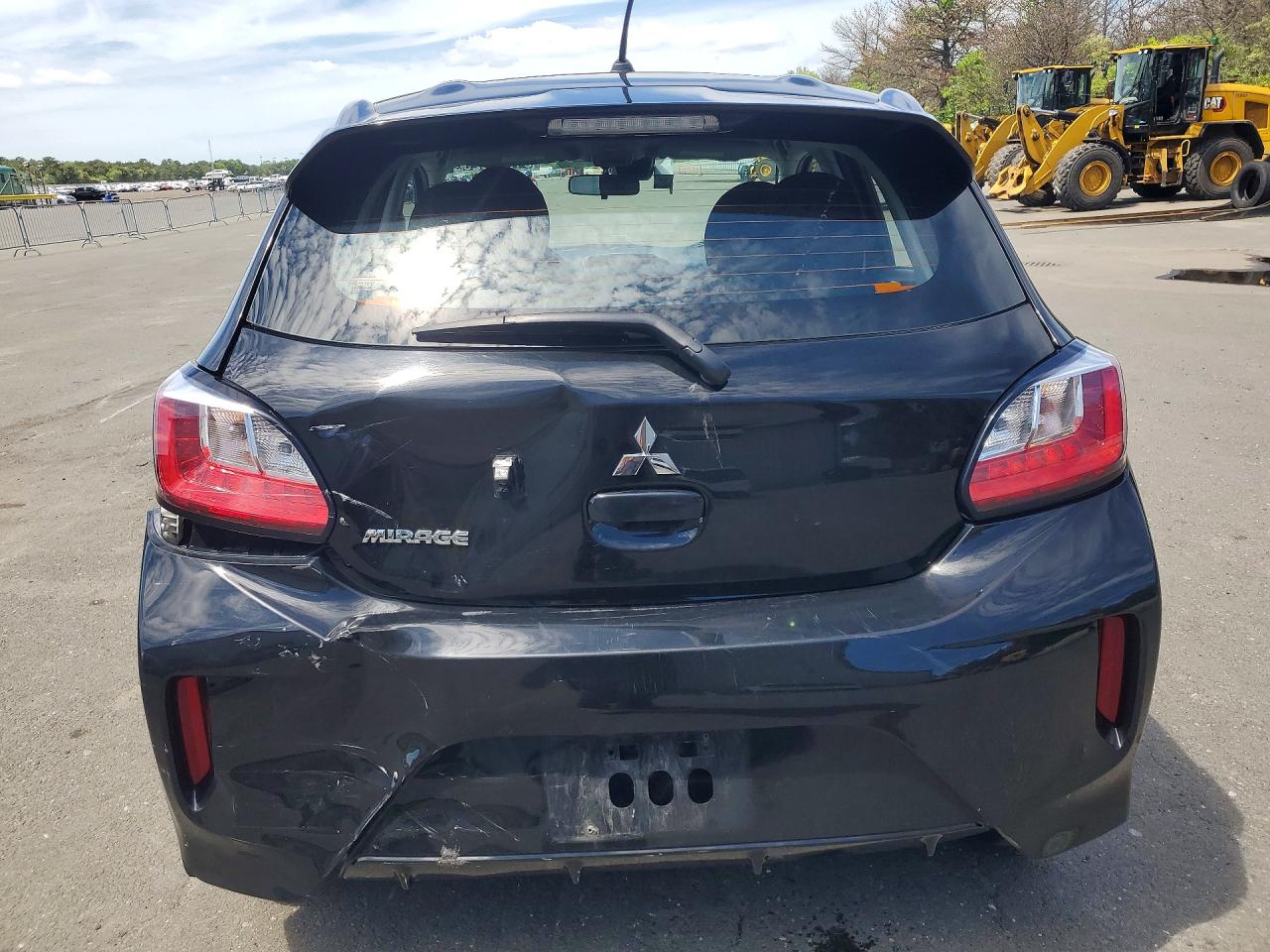 Mitsubishi Mirage Es