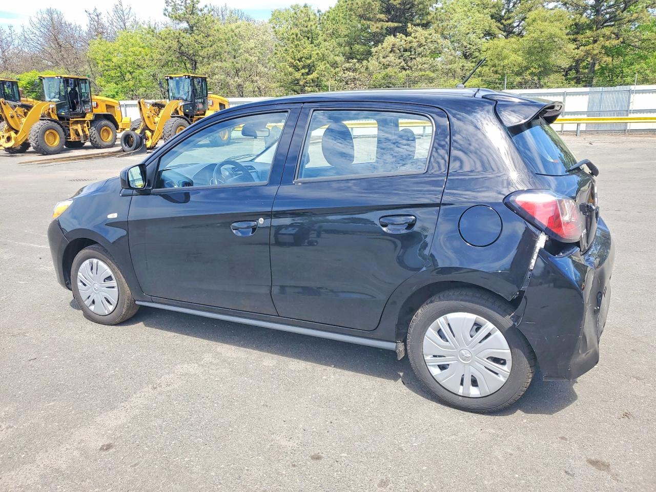 Mitsubishi Mirage Es