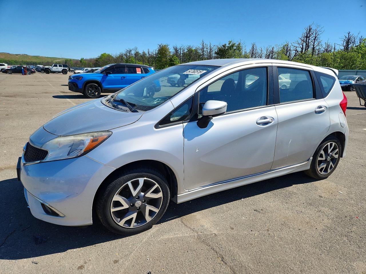 Salvage Nissan Versa Image