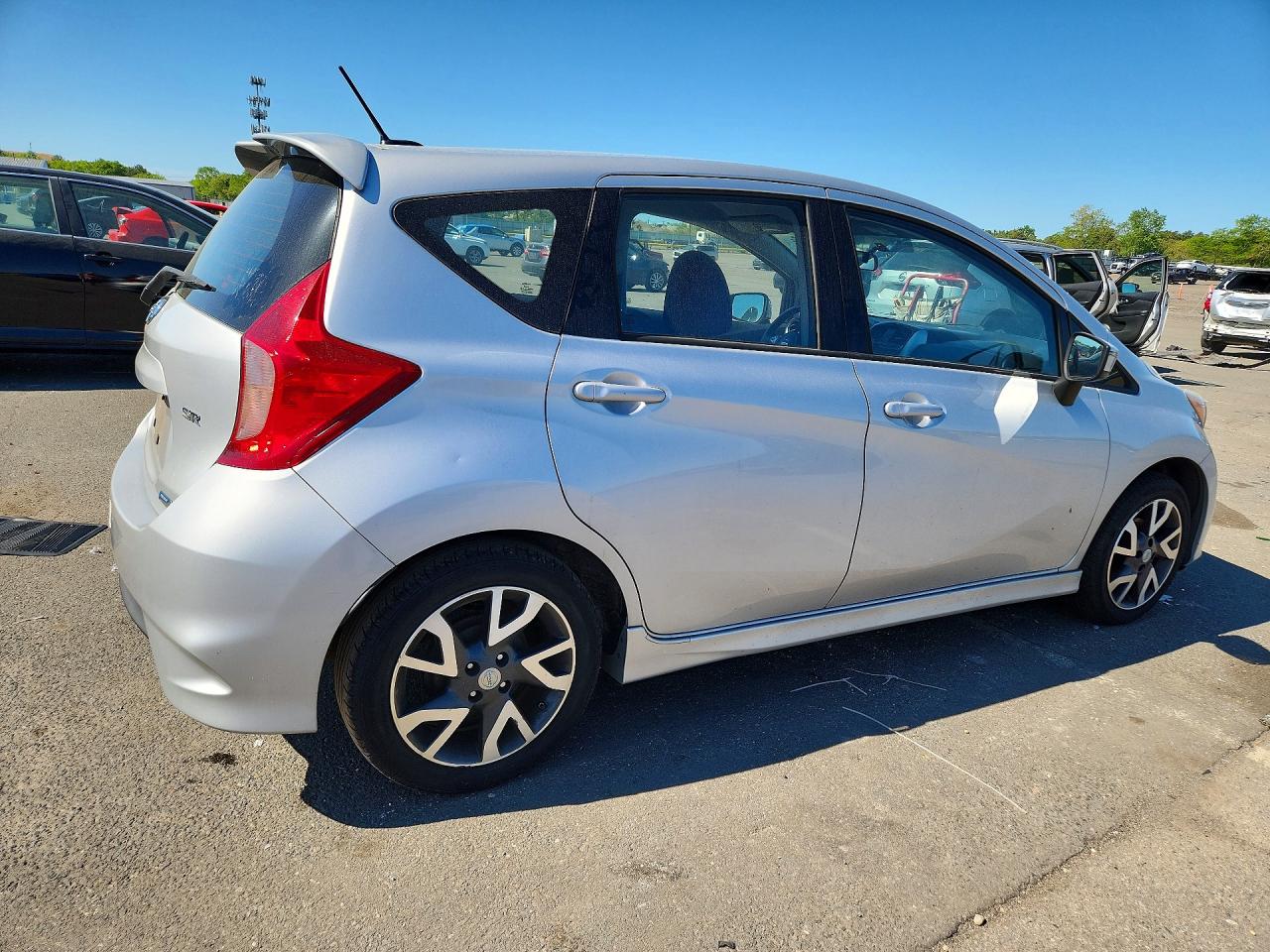 Nissan Versa Sr