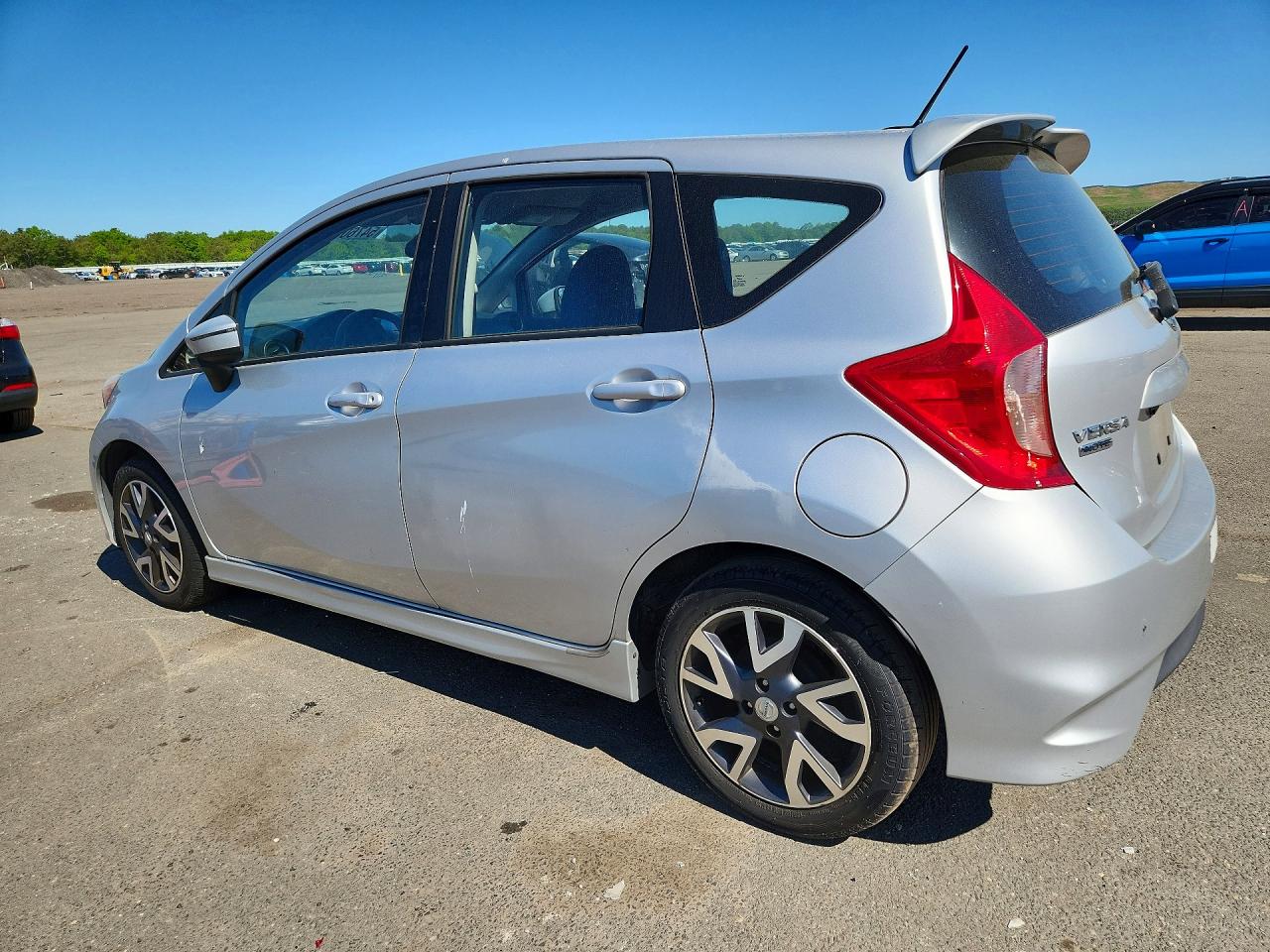 Nissan Versa Sr