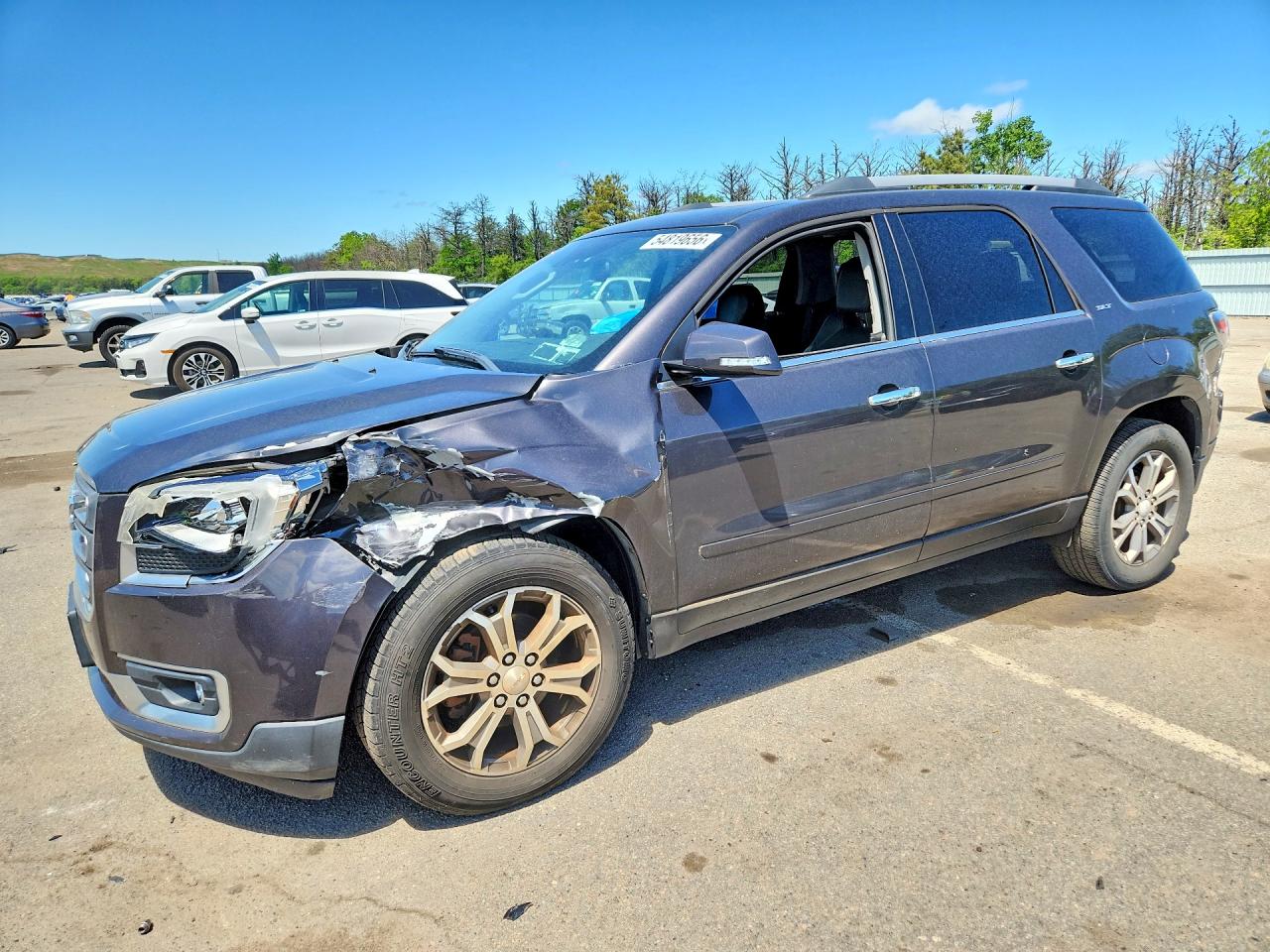 Salvage GMC Acadia Image