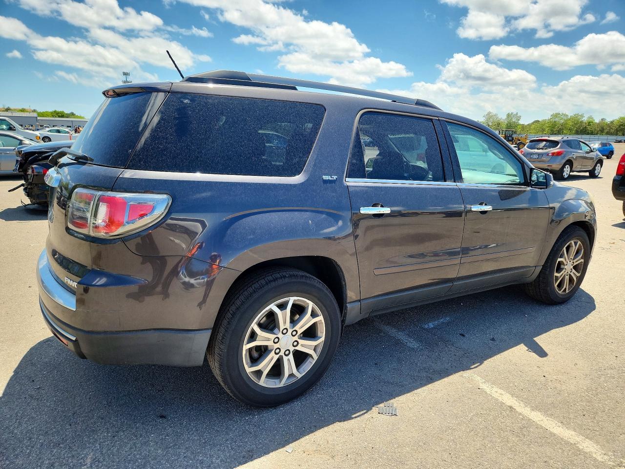 GMC Acadia Slt-2