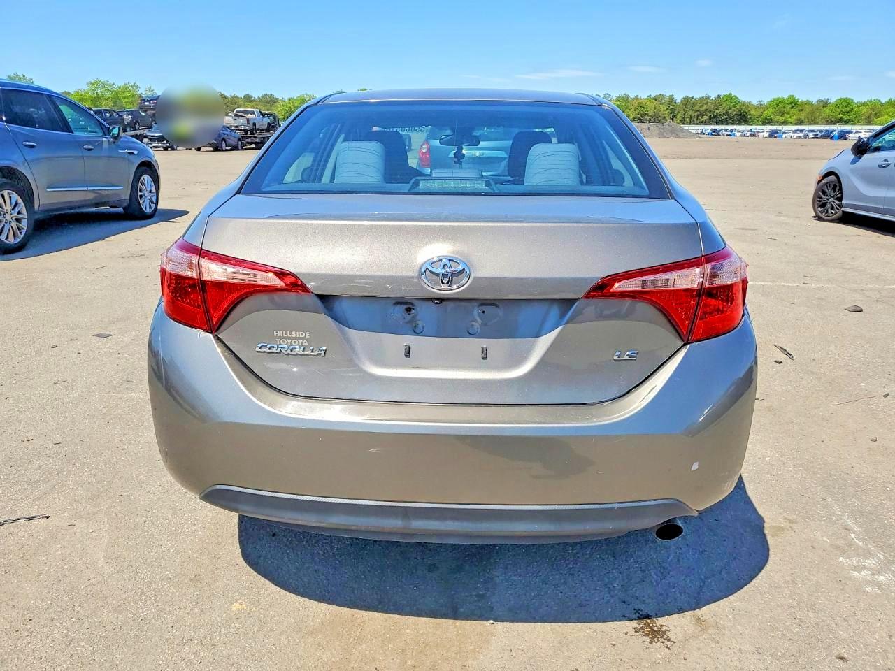 Toyota Corolla Le