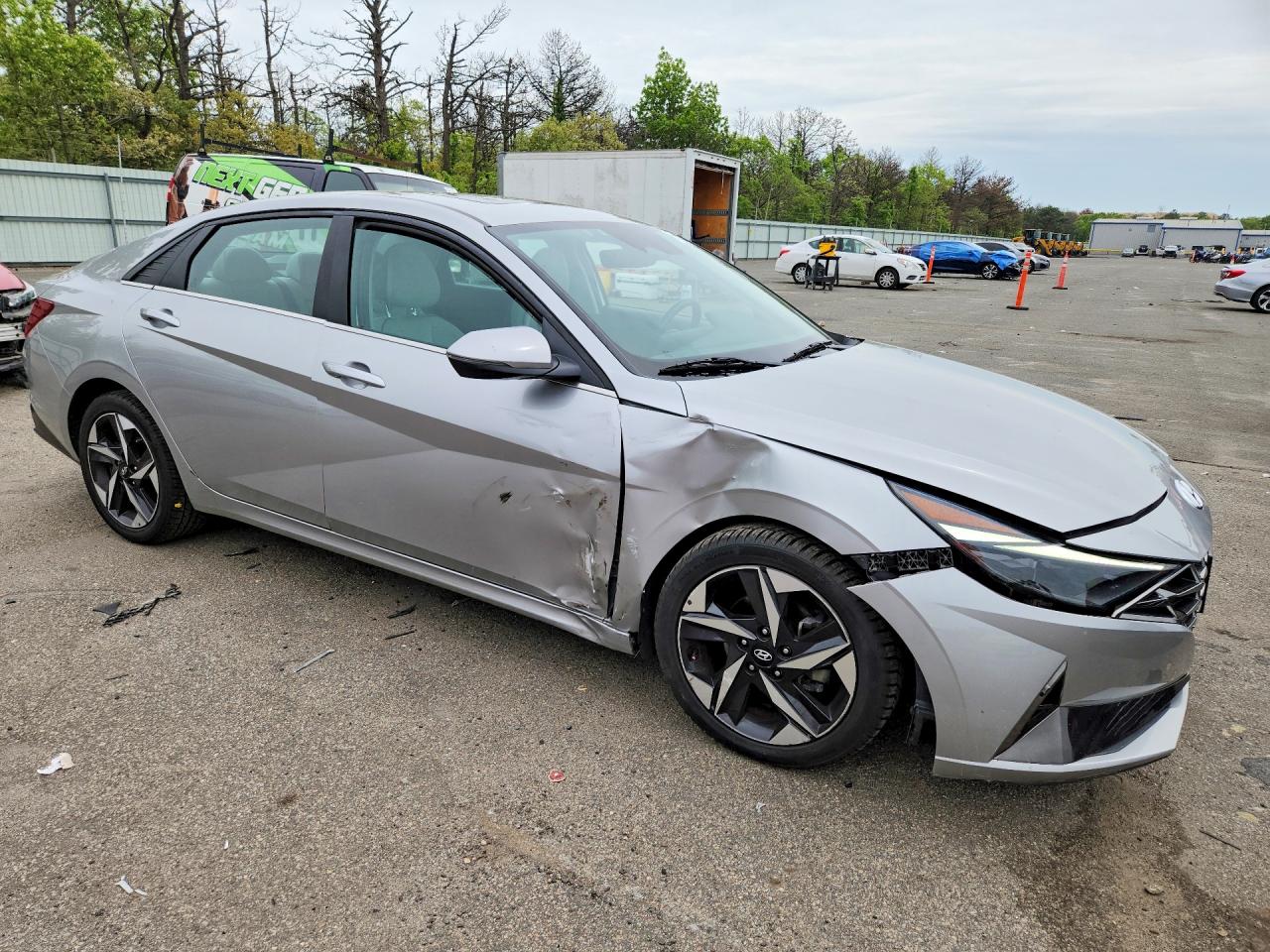 Hyundai ELANTRA Limited