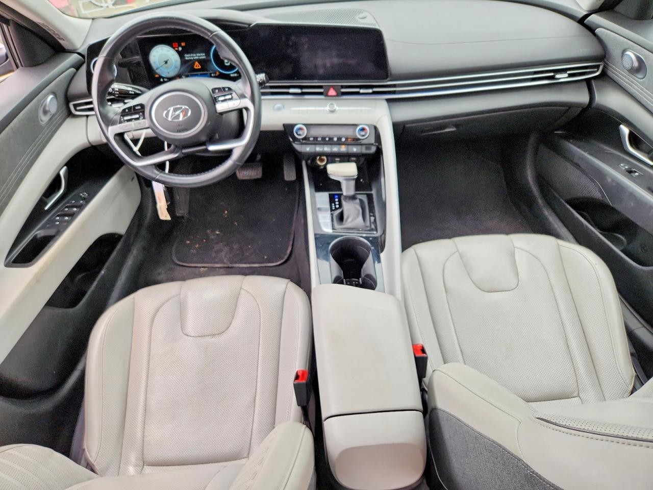 Hyundai ELANTRA Limited