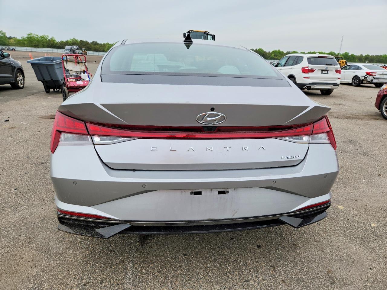 Hyundai ELANTRA Limited