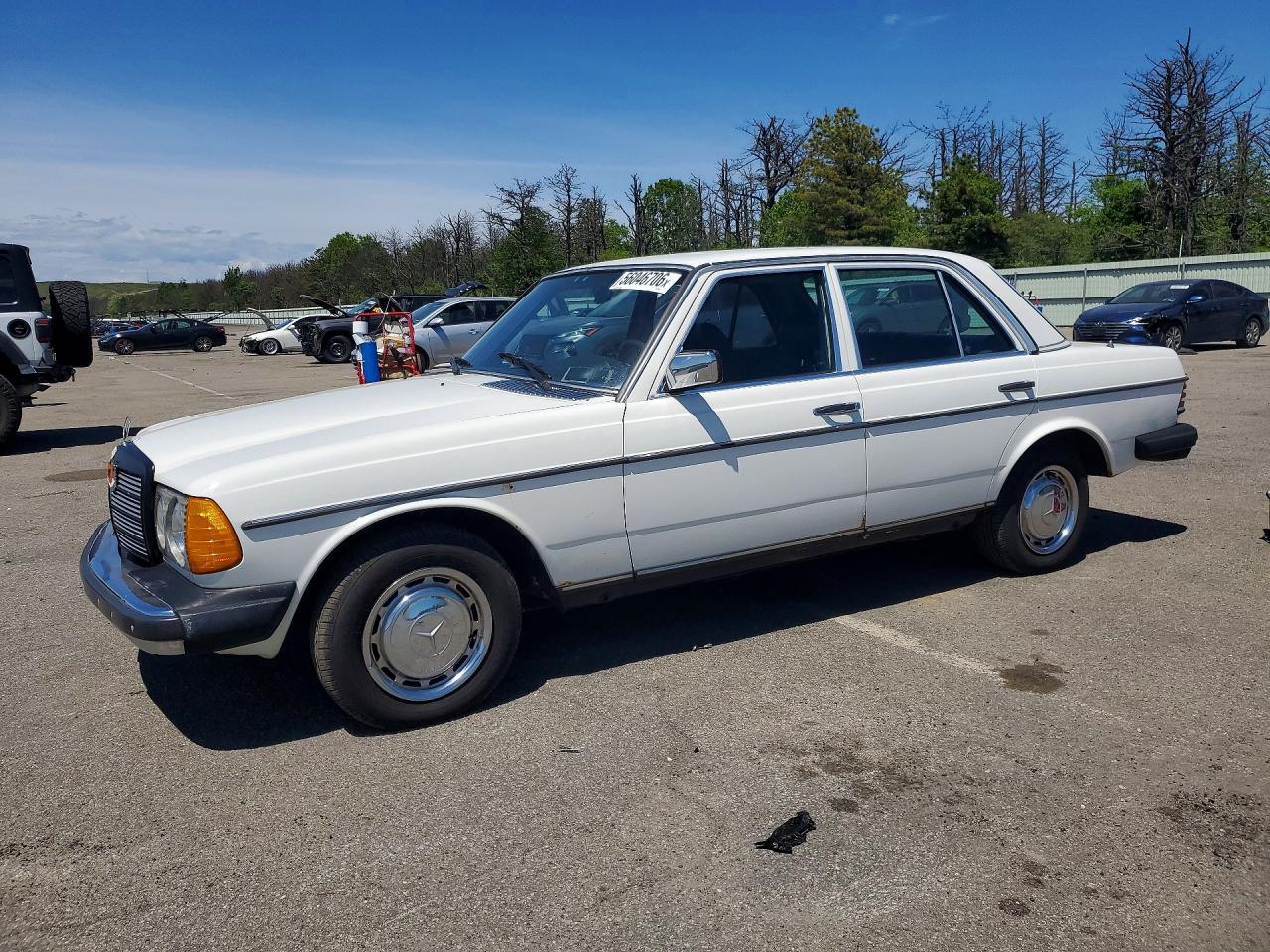 Salvage Mercedes-Benz 240-Class Image