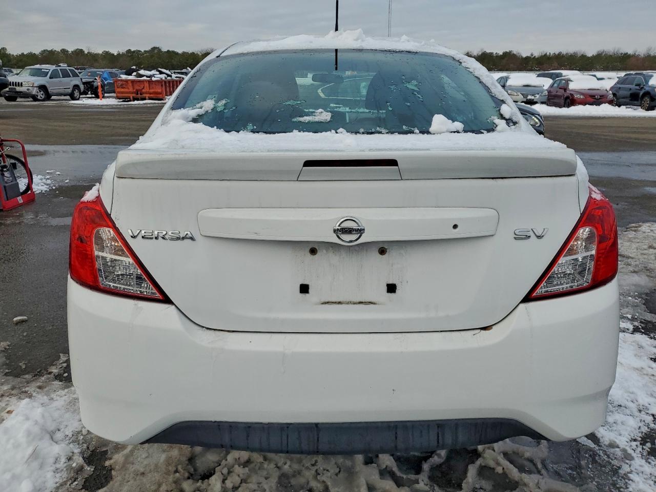 Nissan Versa