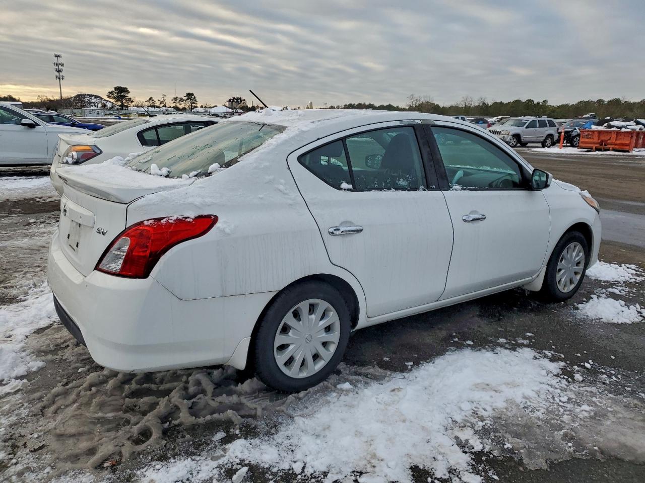 Nissan Versa