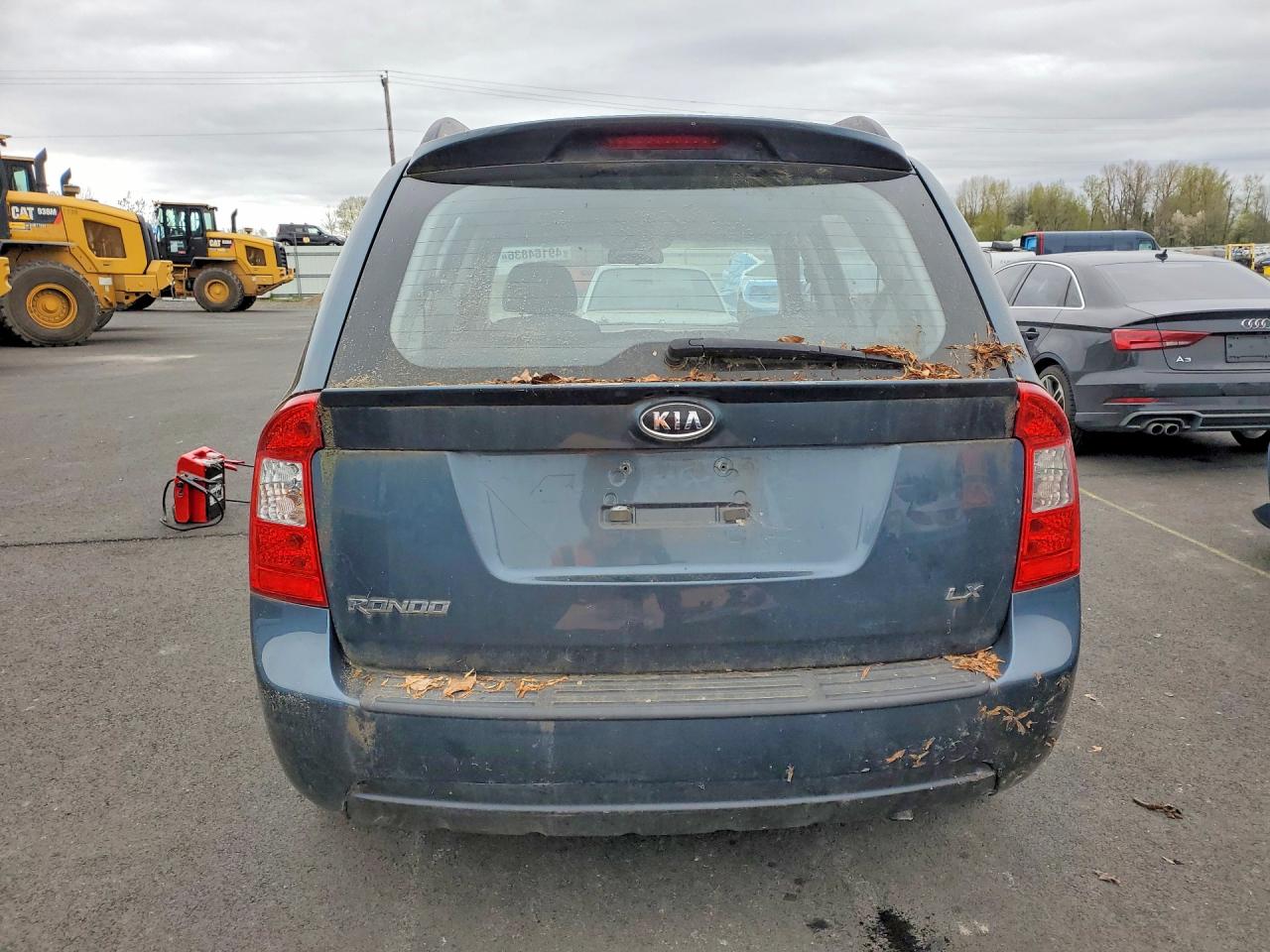 Kia Rondo Base